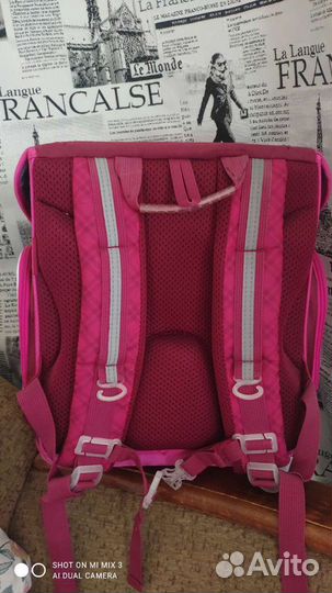 Ранец для девочки с ортопедической спинкой