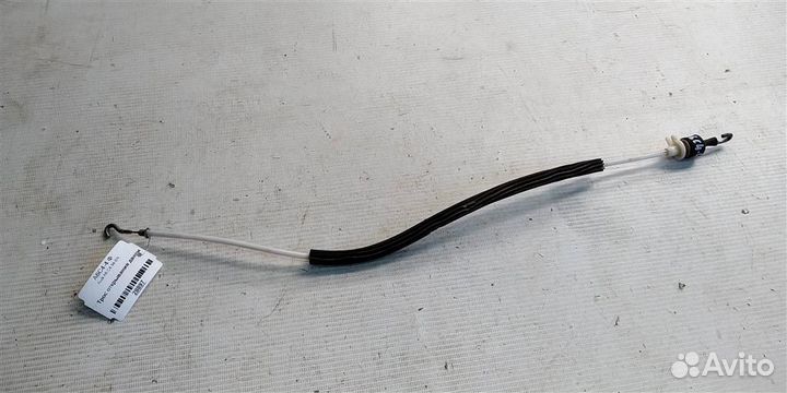 Трос открывания двери Audi A6 C4 94-97г