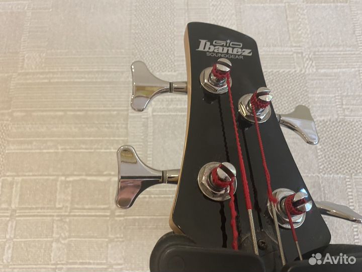 Бас гитара ibanez Soundgear GIO gsr 200 4 струны