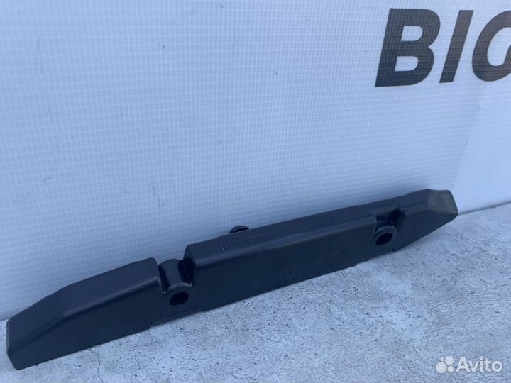 Кронштейн переднего бампера Mercedes A2228850021