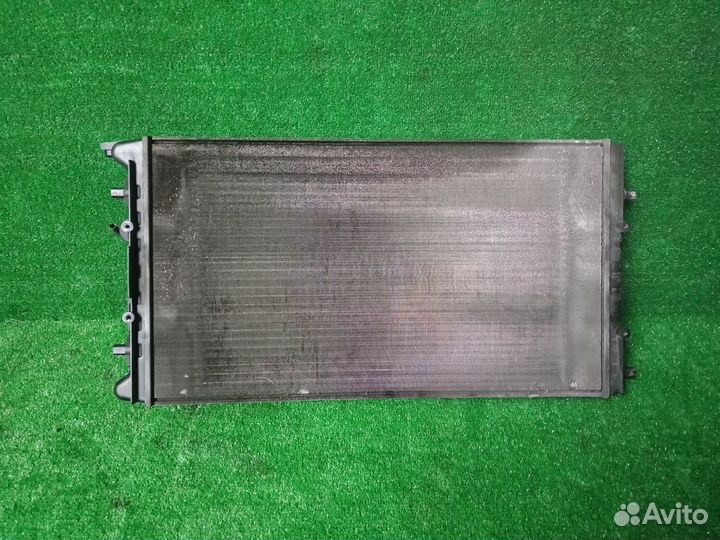 Радиатор охлаждения двигателя Volkswagen New