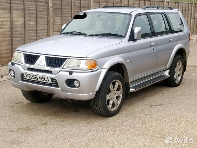 Обшивка стойки Mitsubishi Pajero /Montero Sport