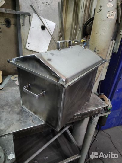 Коптилка горячего копчения