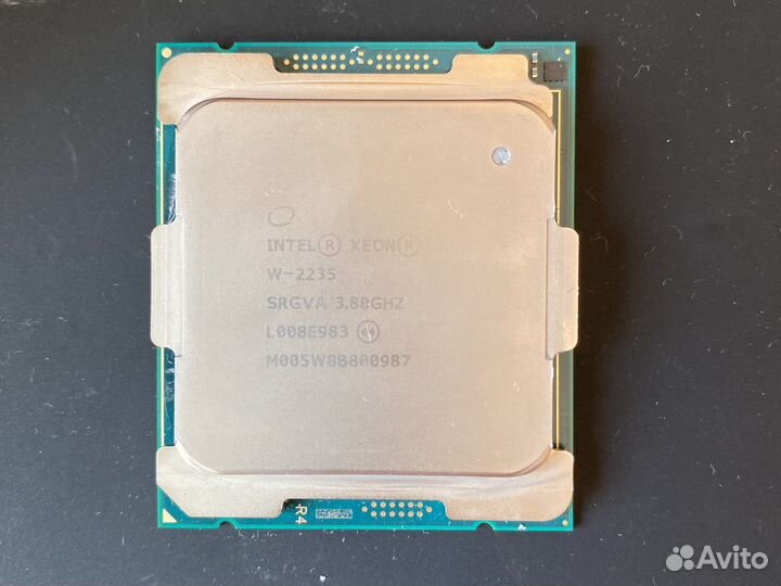 Процессор Intel Xeon W-2235 3.9 GHz