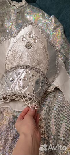 Костюм снегурочки взрослый продам