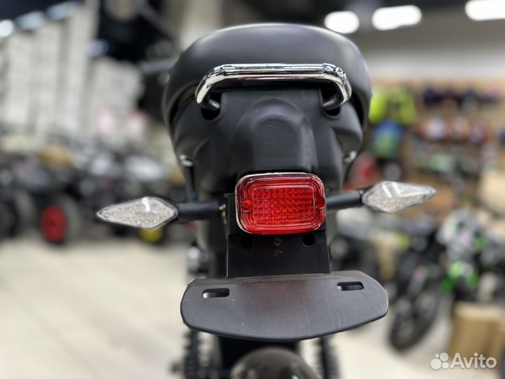 Электроскутер E-NOT Spark 6020 черный