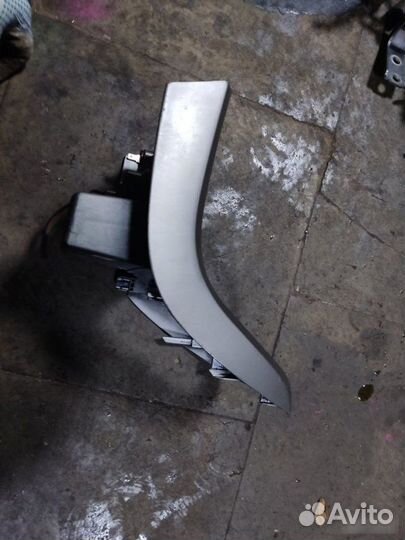 Накладка кулисы кпп Geely Emgrand Ec7