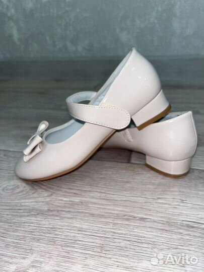 Туфли для девочки 32 размера