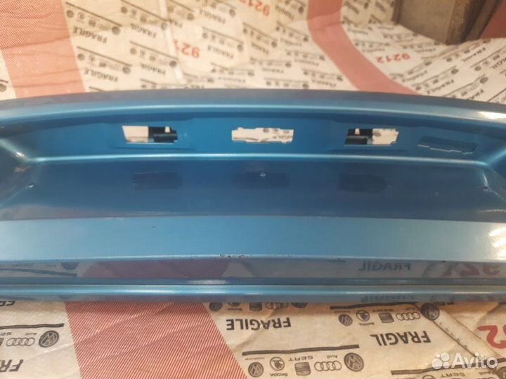 Накладка двери багажника Citroen C4 picasso 2.0 I