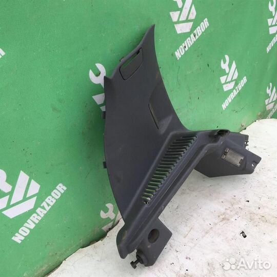 Обшивка стойки Рено Клио 2 Симбол