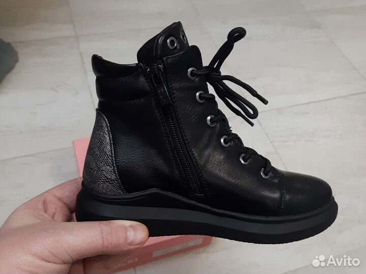 Ботинки демисезонные для девочки