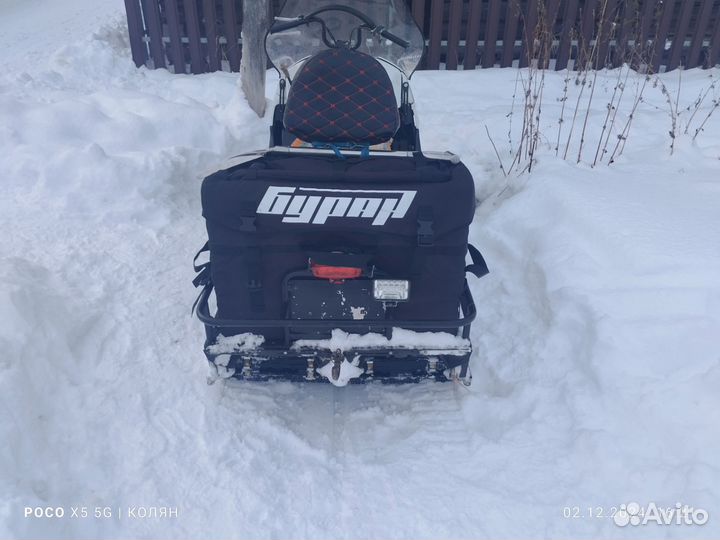 Продам снегоход буран