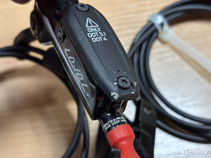 Гидравлические тормоза Sram Level T