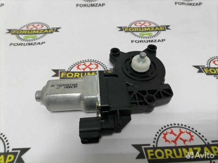 Мотор стеклоподъемника передний левый Ford Focus