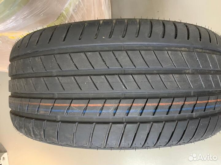 R20 Bridgestone Alenza 001 275/45, PCD 5x112 DIA 60