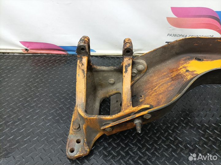 Траверса рамы поперечная моторная