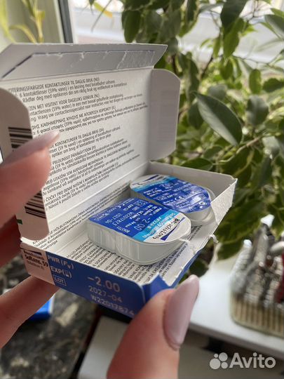 Линзы контактные на месяц -2