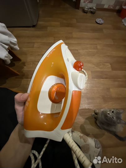 Утюг с парогенератором Tefal