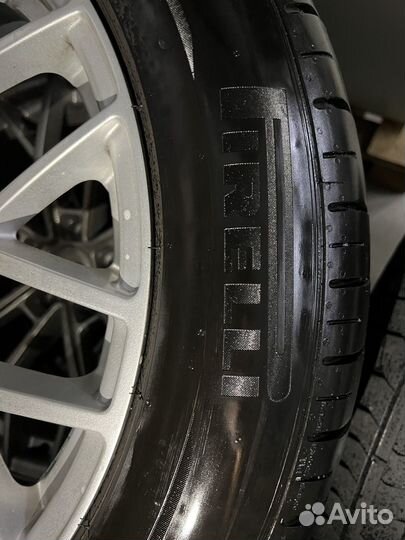 Pirelli P-zero Sports car 285/45 R20