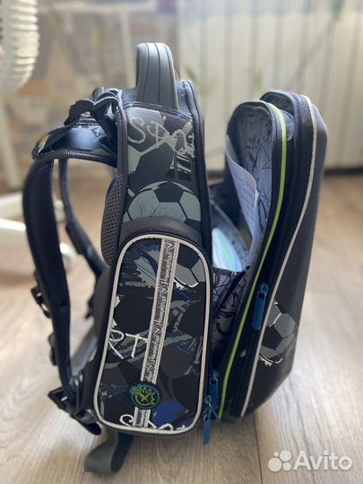 Школьный рюкзак