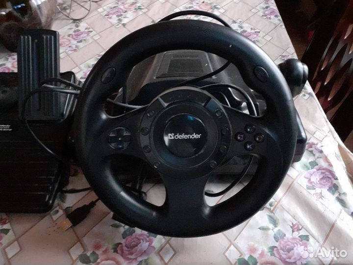 Игровой руль с педалями для пк