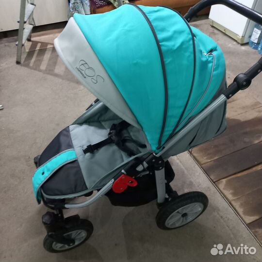 Прогулочная коляска