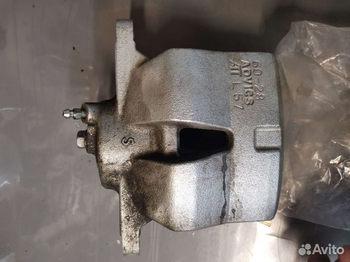 Продам тормозные диски и суппорта rav4 xa50