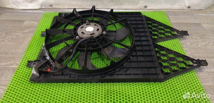 Вентилятор охлаждения Skoda Fabia Polo 6R0959455C