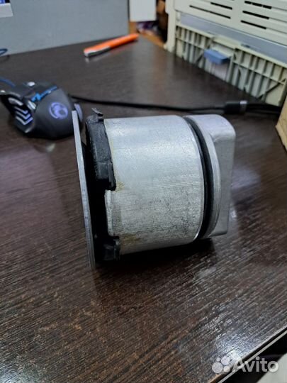 Гидроопора Audi q7 07-15