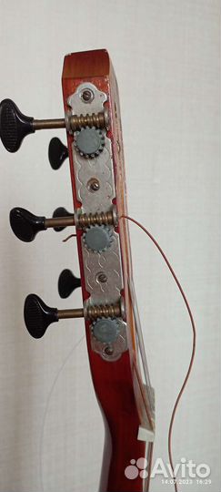 Гитара классическая