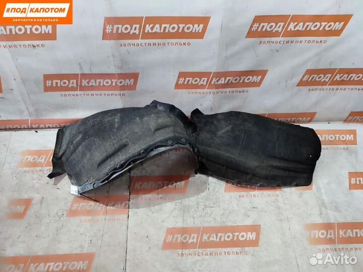Подкрылок задний левый Volvo XC60 2010