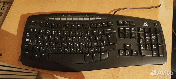 Клавиатура Logitech Comfort Wave 450