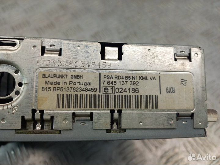 Магнитола Citroen C4 1