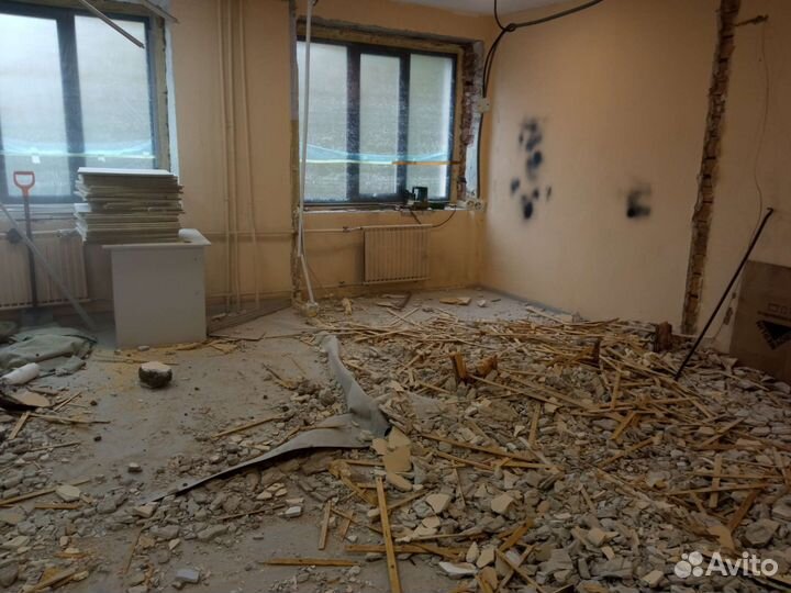 Демонтаж,перегородок плитки