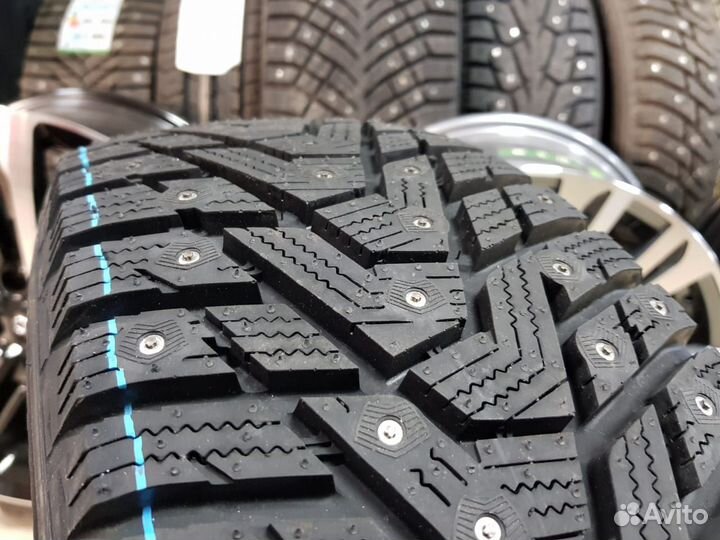 Hankook Winter I'Pike RS2 W429 215/55 R17