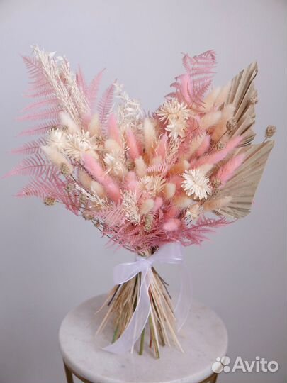 Букеты и композиции из сухоцветов в интерьер