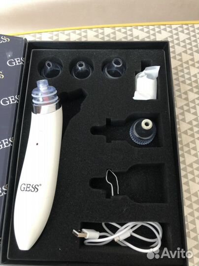 Аппарат для вакуумной чистки лица