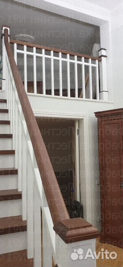 Лестница из массива дерева