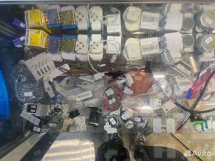 Запчасти для холодильника в ассортимента