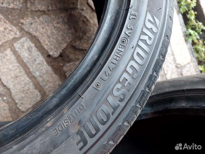 Bridgestone Regno GR-XII 235/50 R18 101V