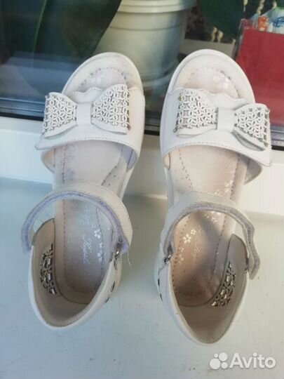 Босоножки для девочки
