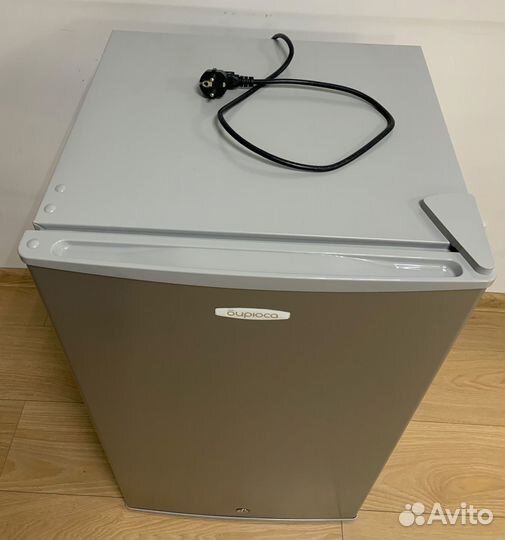 Холодильник Бирюса M90 металлик