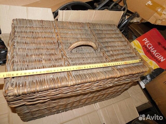 Старинный,плетенный,красивый короб ри,в интерьер и
