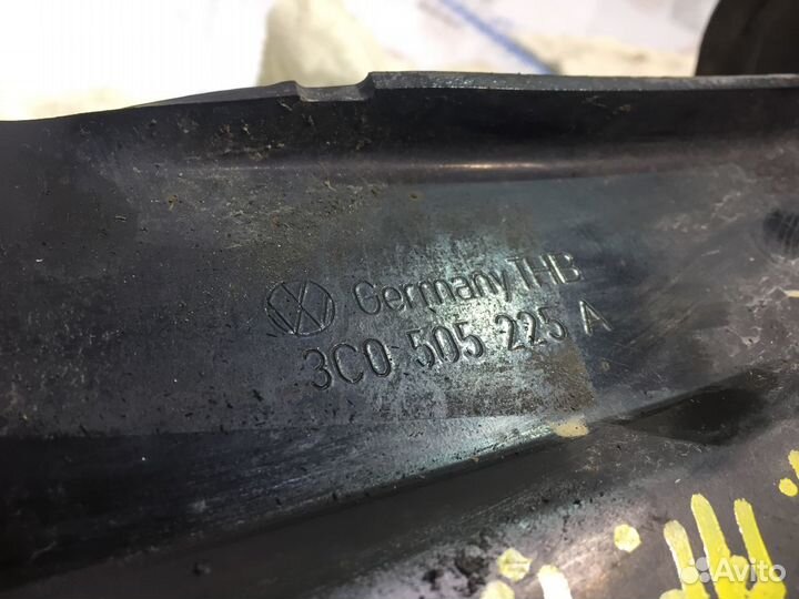 Фольксваген Пассат Рычаг задний левый