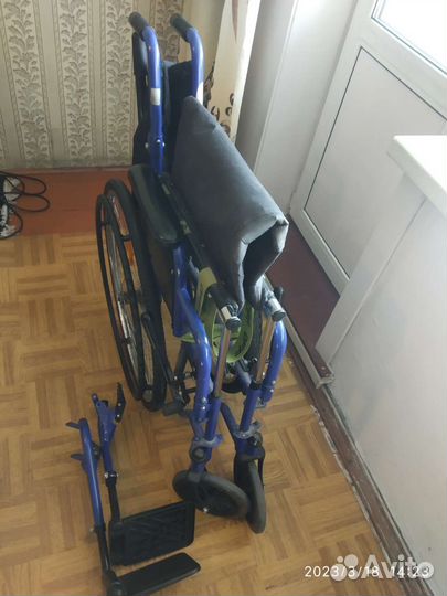 Инвалидная коляска складная б/у