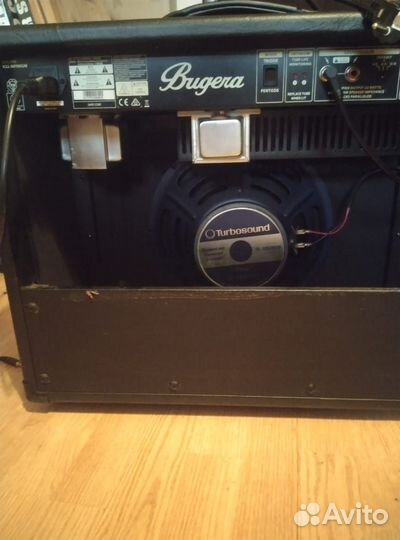 Комбоусилитель Bugera V22