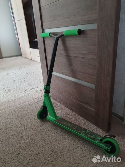 Трюковой самокат