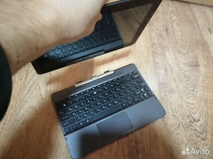 Нетбук Asus Transformer Pad K018 (TF103CG)