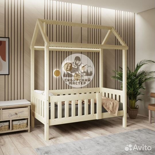 Кровать домик из дерева