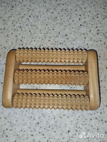 Массажер для ног деревянный